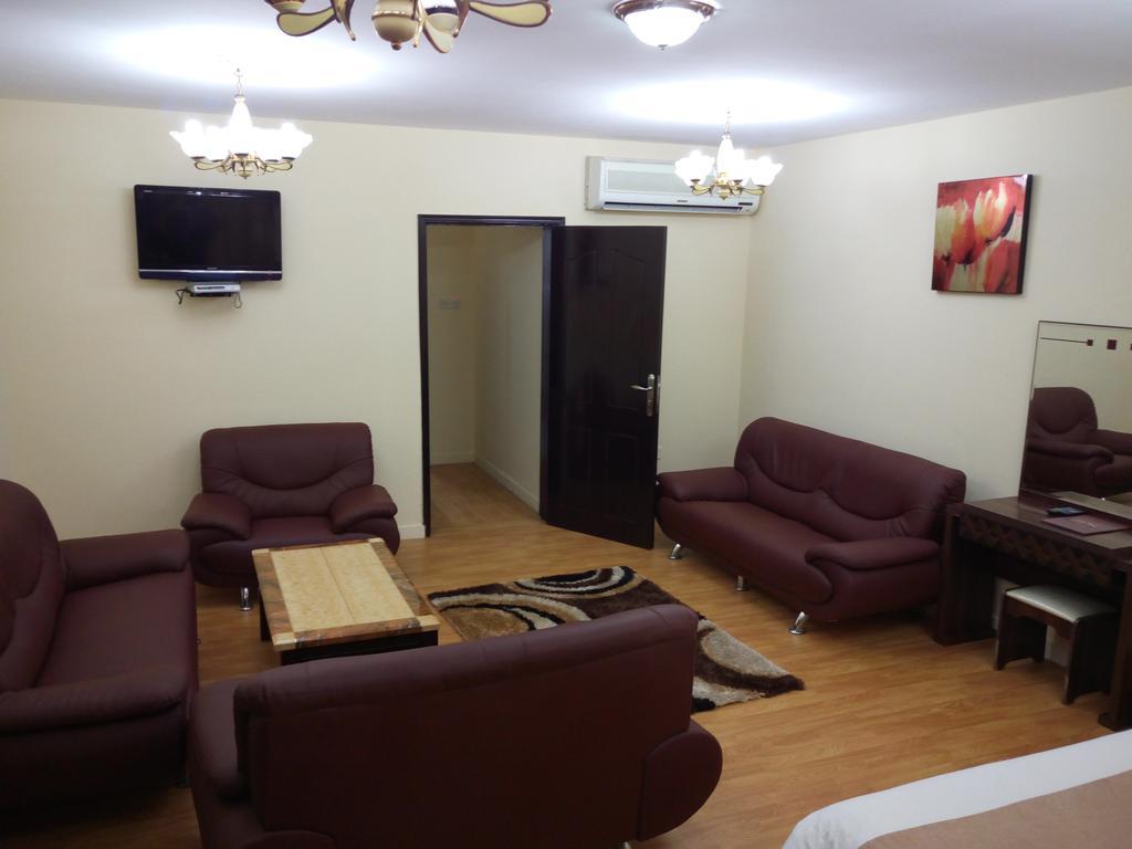 Tiger Home Hotel Apartments Μουσκάτ Εξωτερικό φωτογραφία