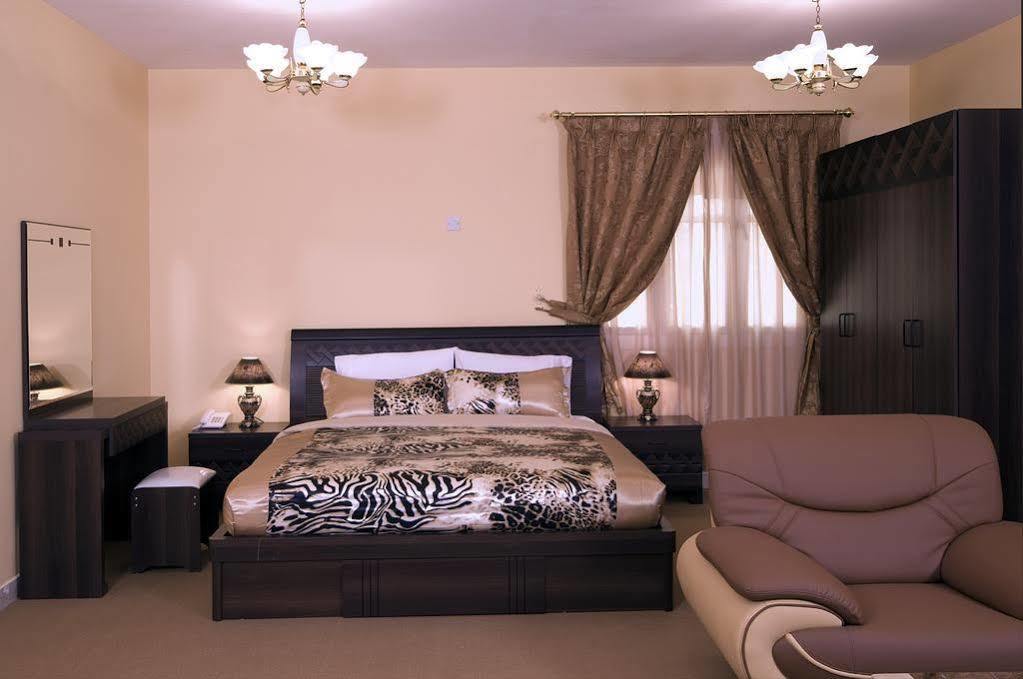 Tiger Home Hotel Apartments Μουσκάτ Εξωτερικό φωτογραφία