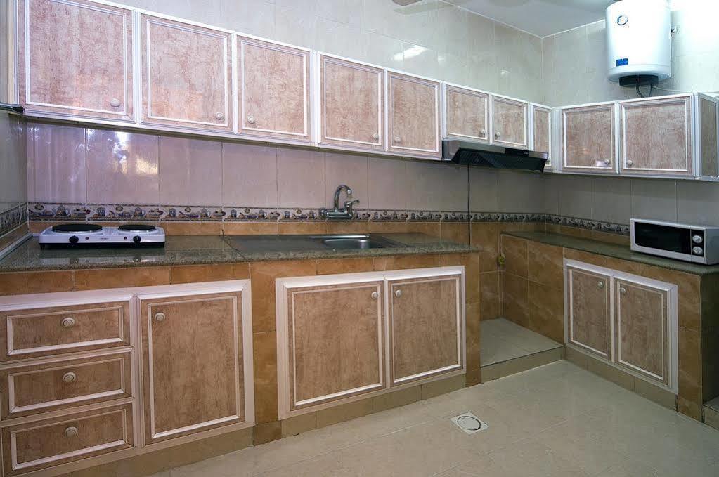Tiger Home Hotel Apartments Μουσκάτ Εξωτερικό φωτογραφία