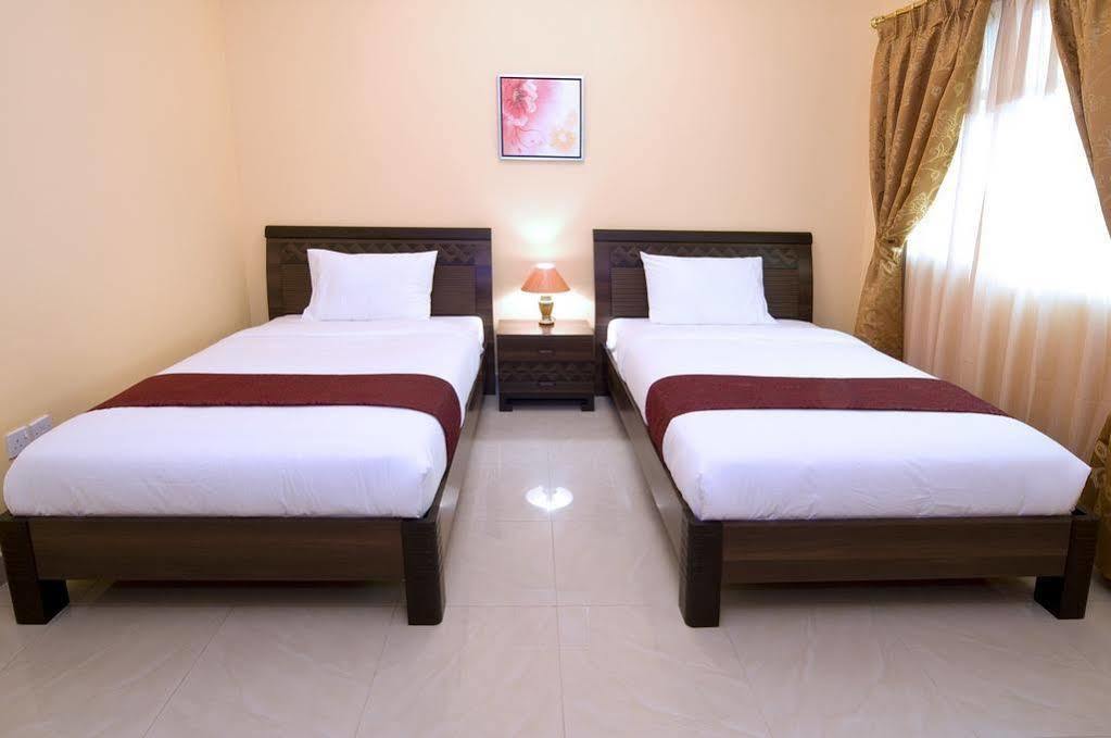 Tiger Home Hotel Apartments Μουσκάτ Εξωτερικό φωτογραφία