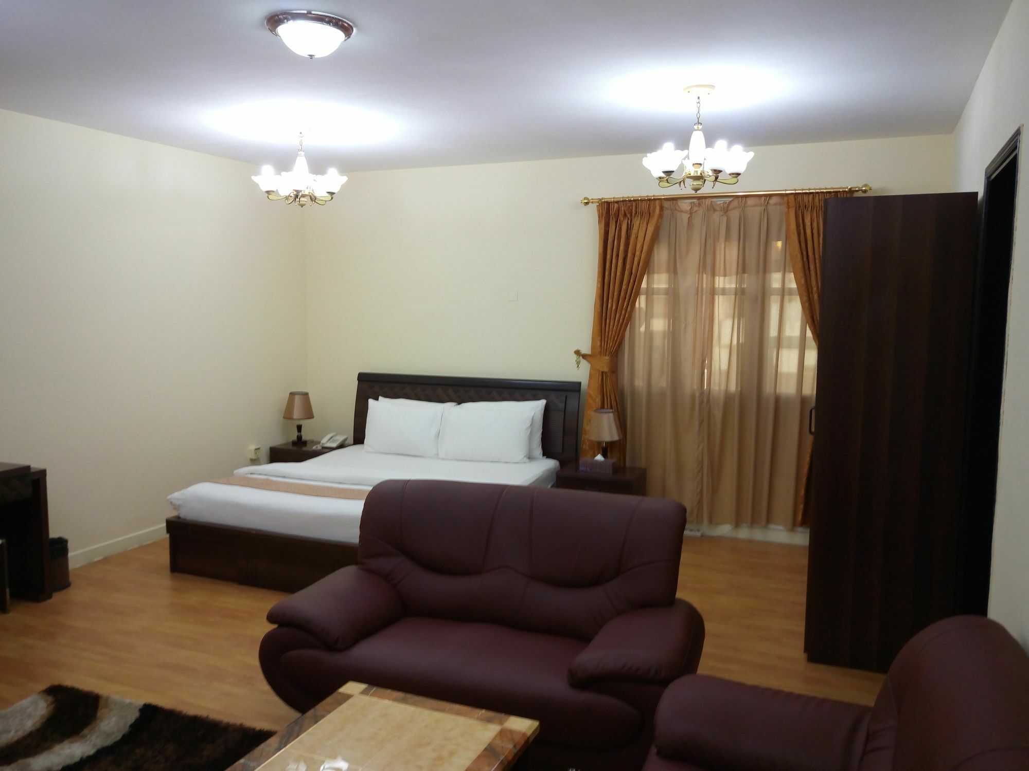 Tiger Home Hotel Apartments Μουσκάτ Εξωτερικό φωτογραφία