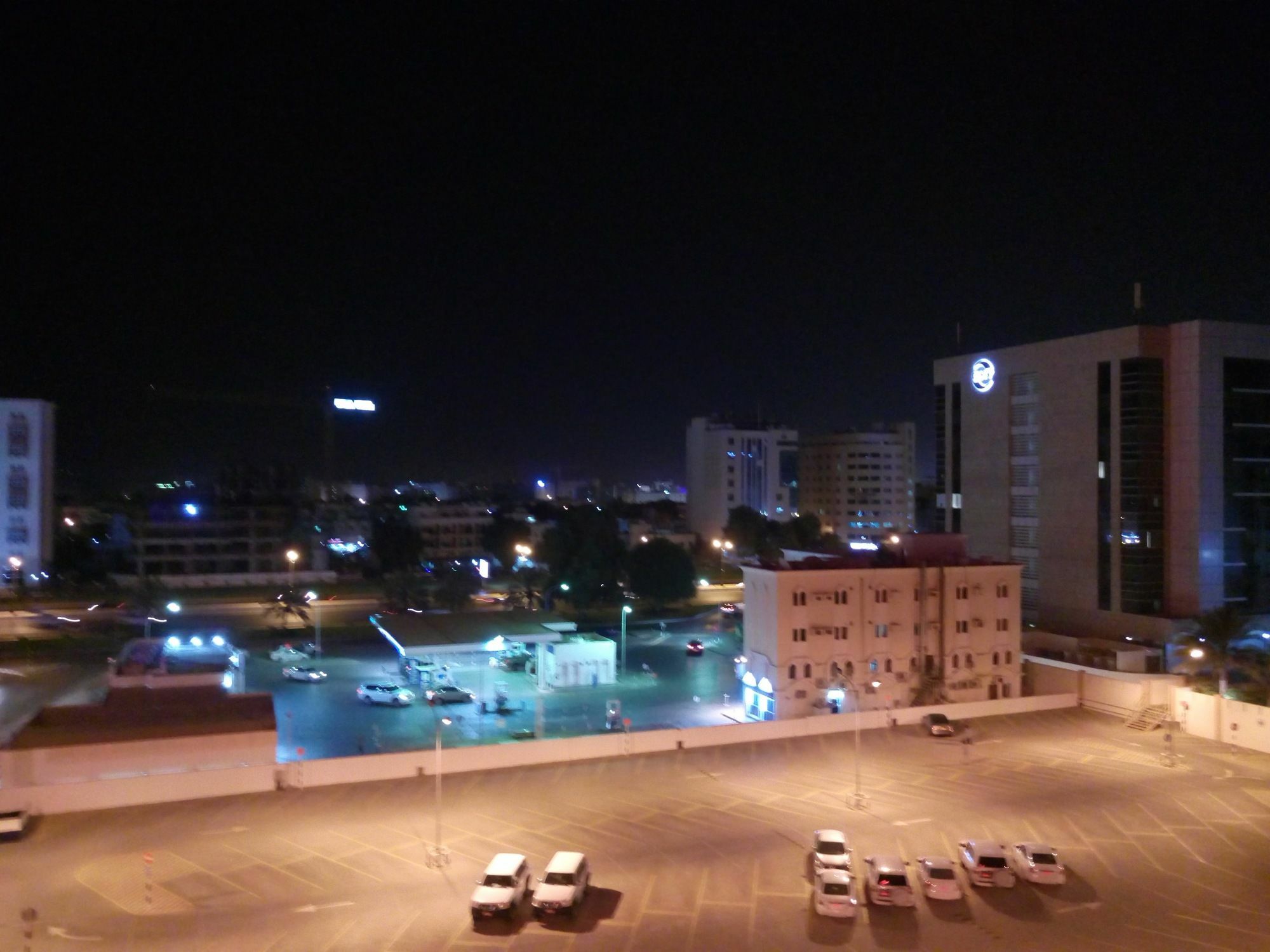 Tiger Home Hotel Apartments Μουσκάτ Εξωτερικό φωτογραφία