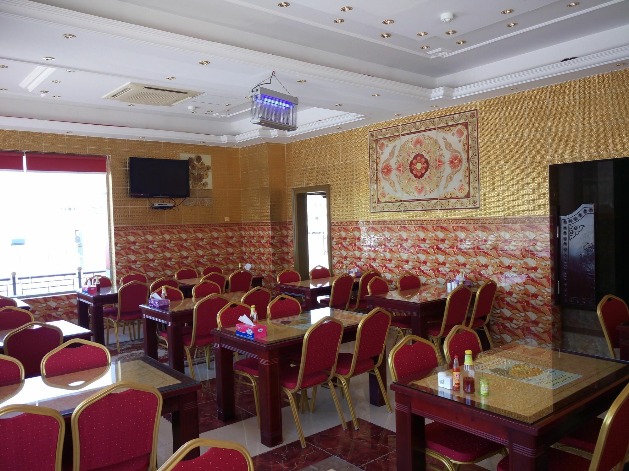 Tiger Home Hotel Apartments Μουσκάτ Εξωτερικό φωτογραφία